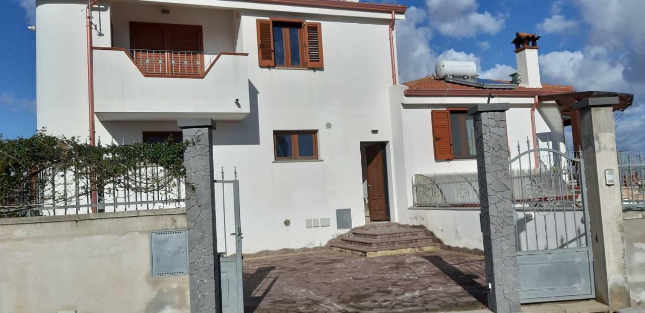 Villa Rosa SantʼAntìoco Екстериор снимка