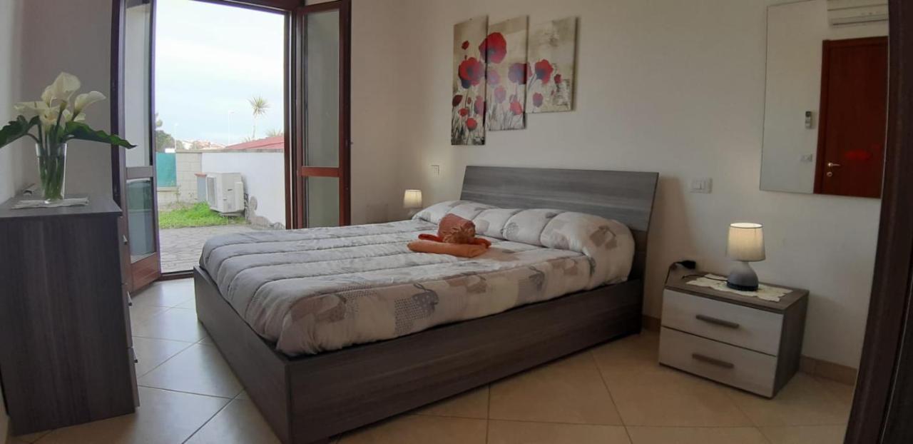 Villa Rosa SantʼAntìoco Екстериор снимка