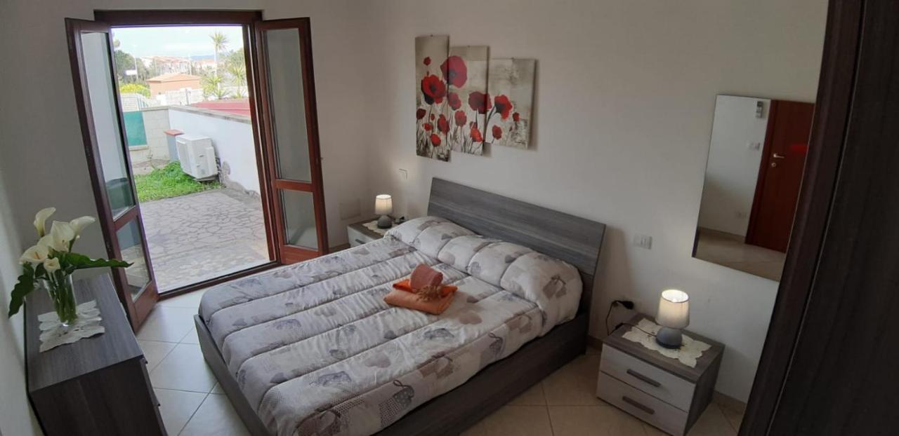 Villa Rosa SantʼAntìoco Екстериор снимка