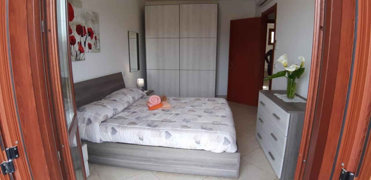 Villa Rosa SantʼAntìoco Екстериор снимка